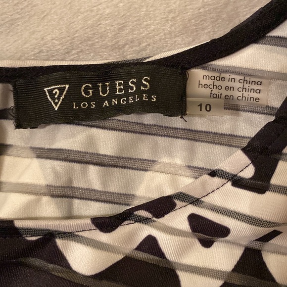 Guess Los Angeles fully lined with built in padded shelf bra dress. Size 10 - Picture 3 of 8